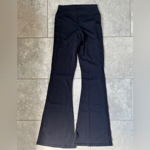 Voyjoy Flare Leggings with Pockets size adult medium